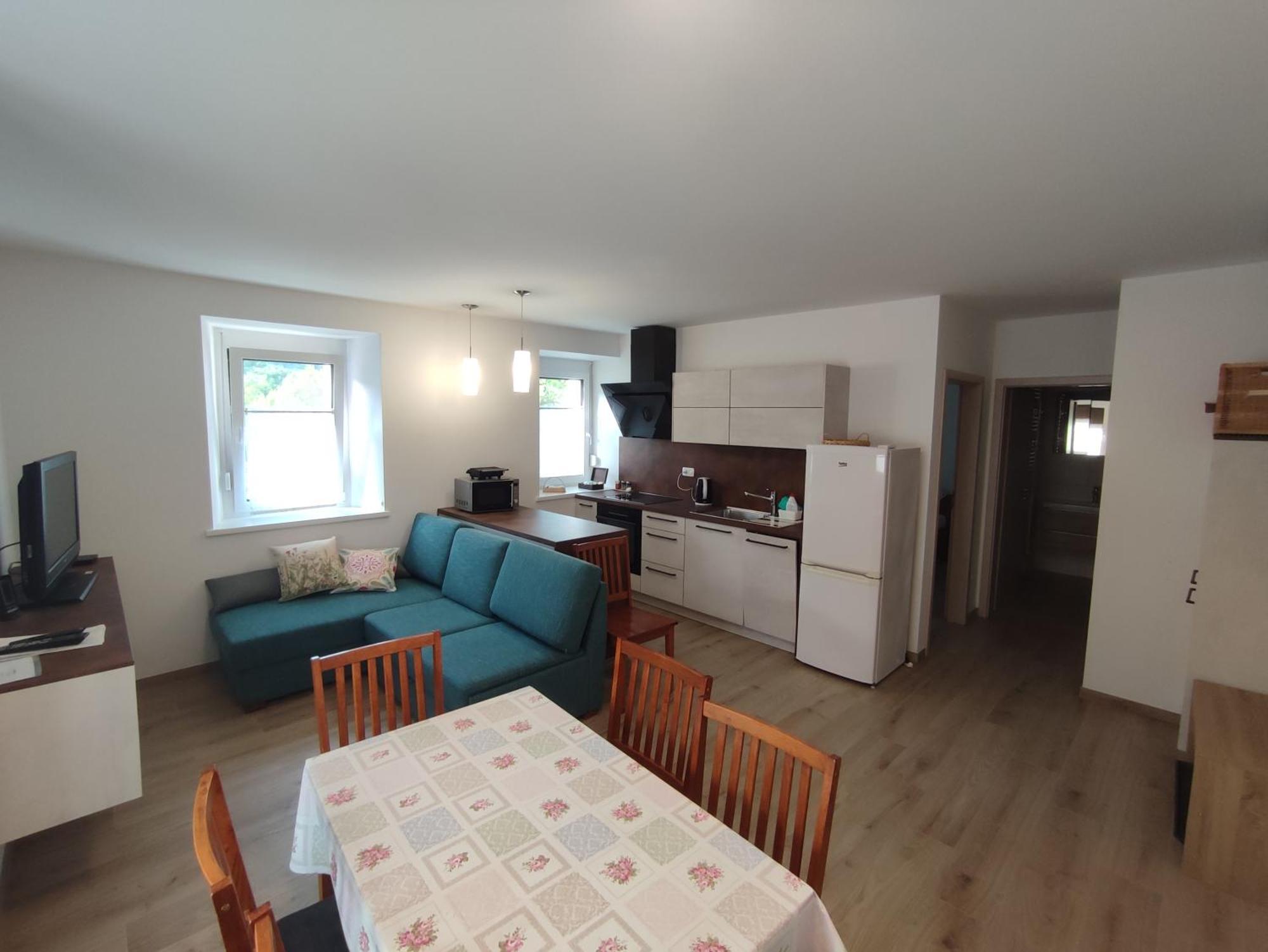 Apartma Moser Podnanos Exteriör bild